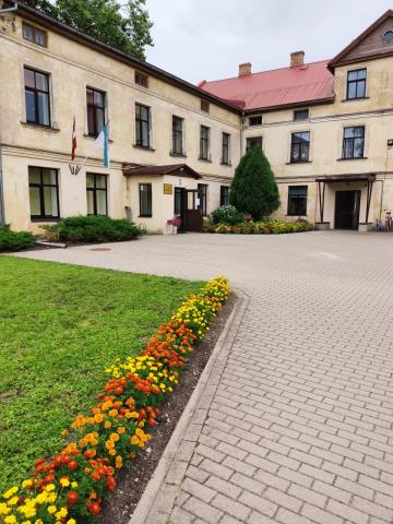 Tukuma mākslas skola